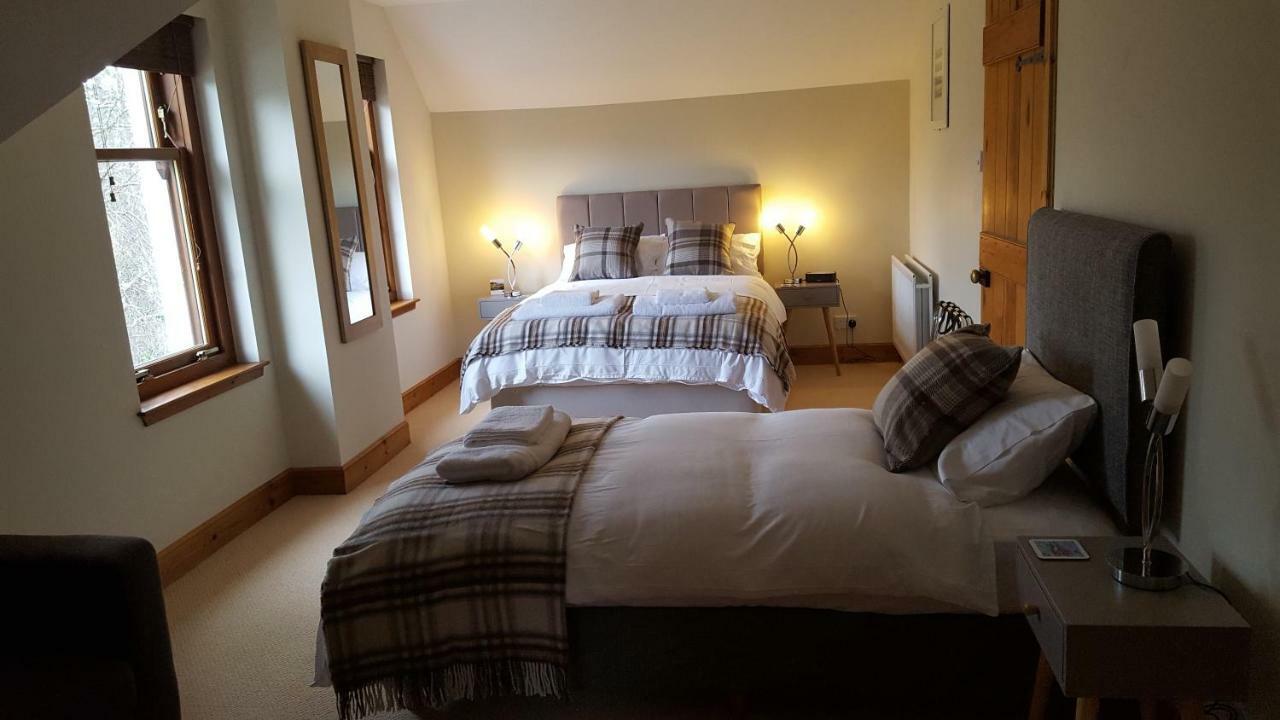 Breton House Bed and Breakfast Portree Exteriör bild